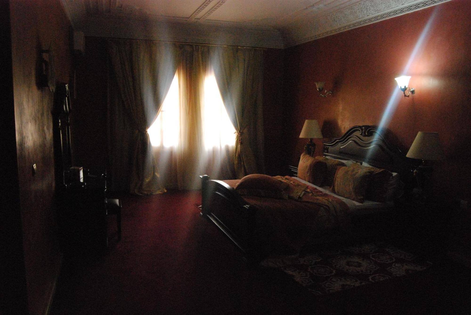 Hotel Taddart Мидельт Экстерьер фото