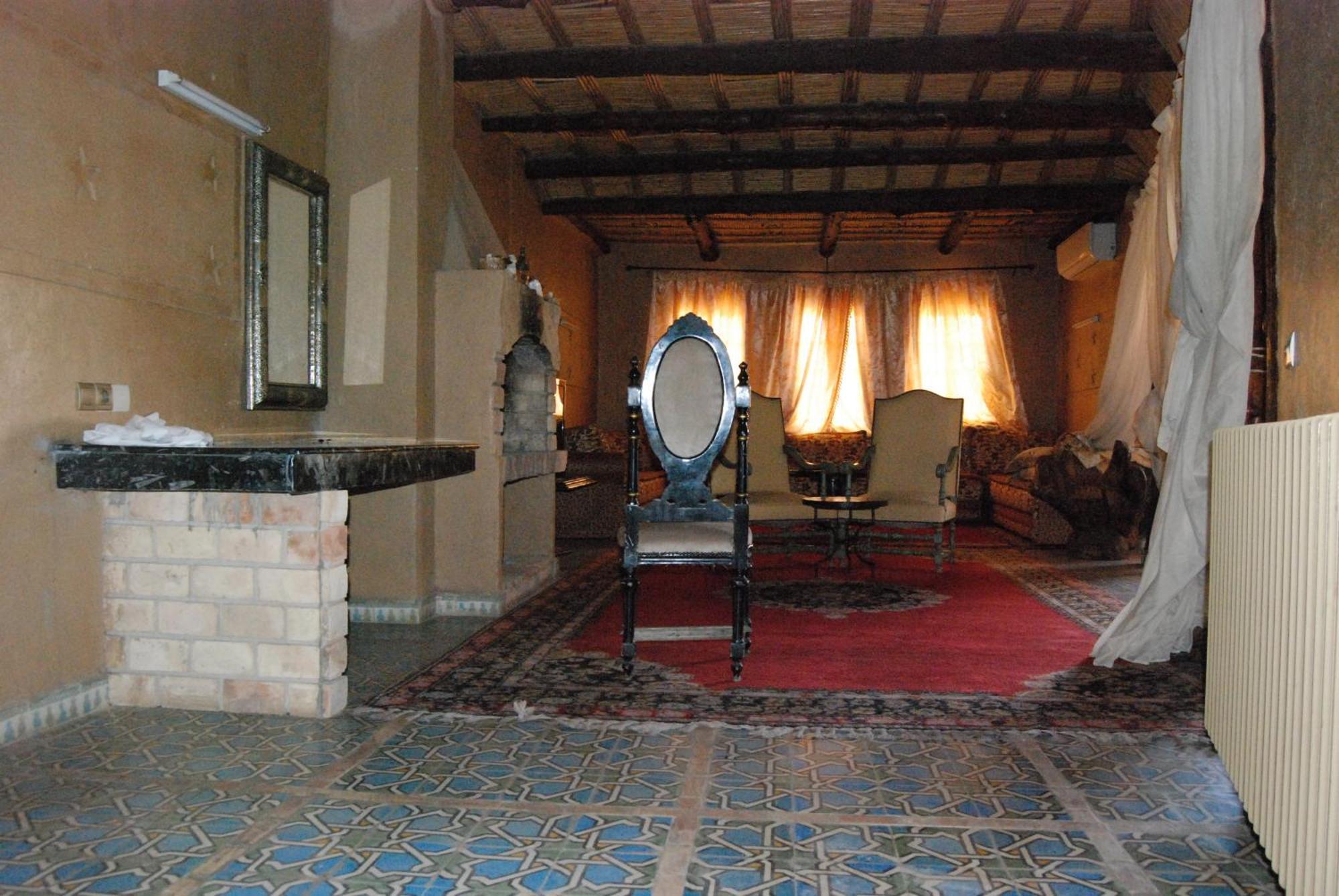 Hotel Taddart Мидельт Экстерьер фото