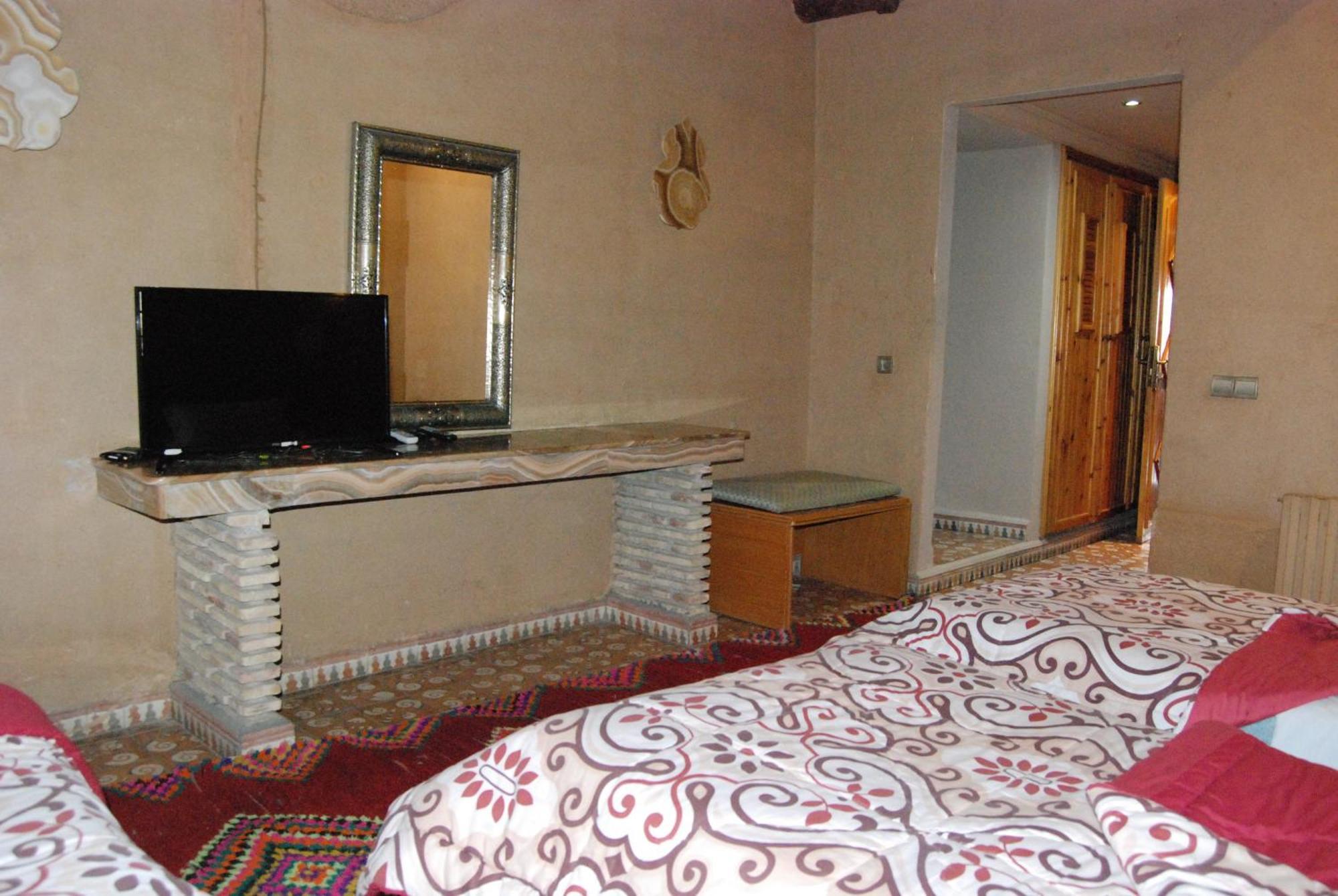 Hotel Taddart Мидельт Экстерьер фото